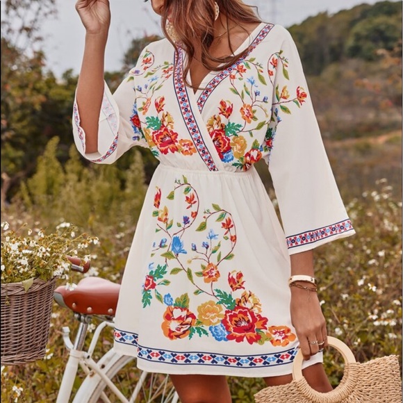 Boho Floral Geo Print Surplice Neck Dress - Picture 4 of 9